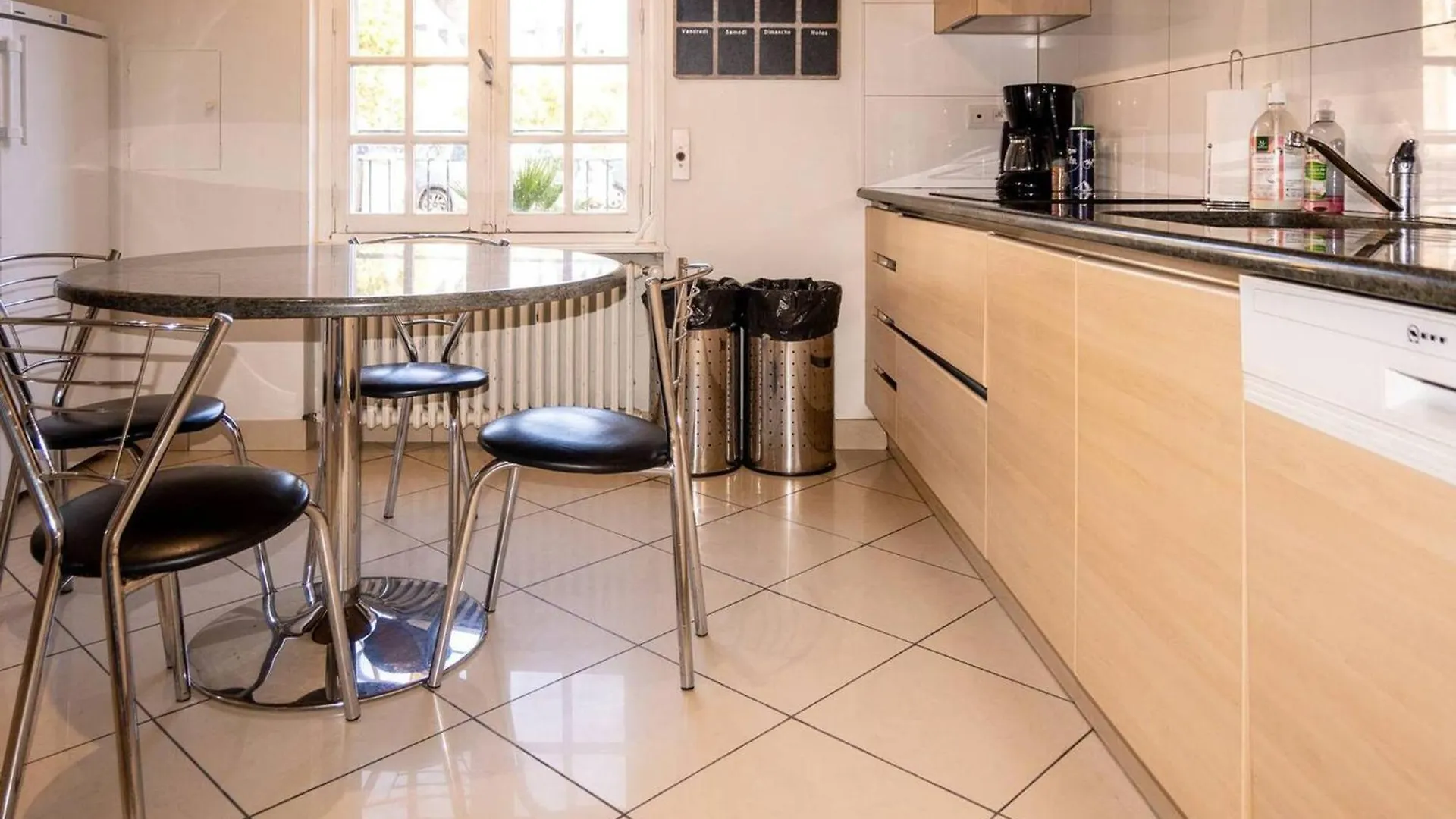 La Maison De La Place Lannion Vakantiehuis